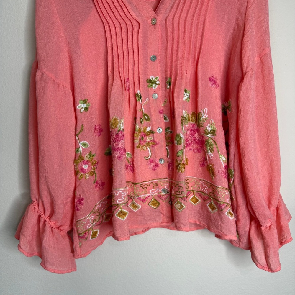 Hope Springs Blouse Womens Medium Coral Pink Embroidered Boho Ruffle Top w/ Tank - Picture 2 of 5